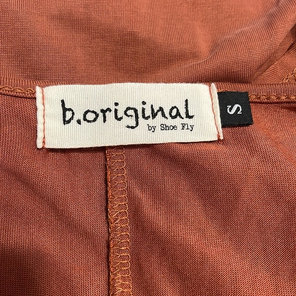 B Original Boutique Top Brown Scoop Neck Short Sleeve Womens Small - Picture 5 of 5